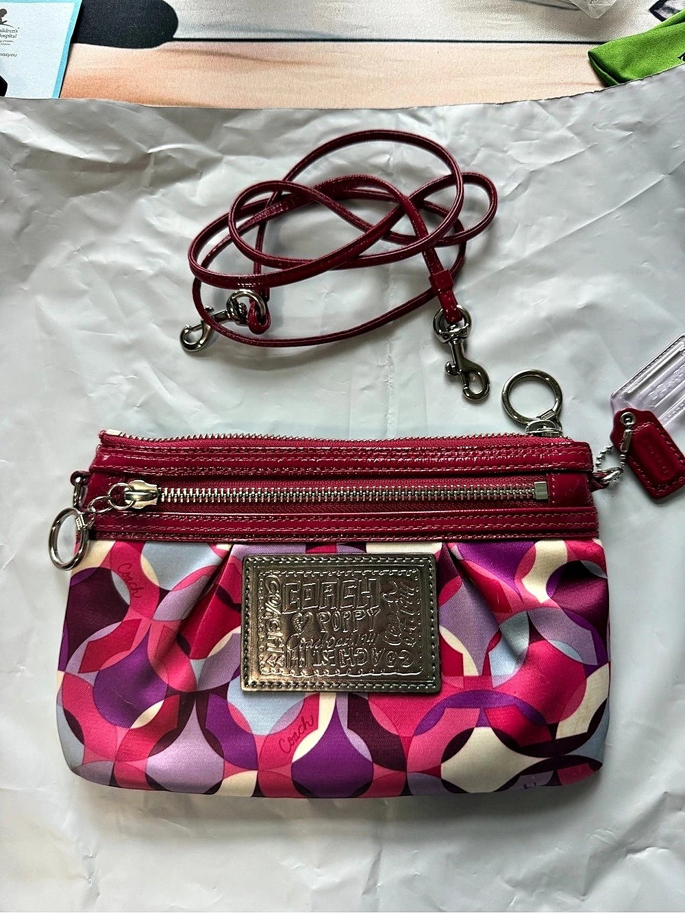 Coach Poppy Pop C Glam Swingpack Crossbody Clutch Pink & Purple Bag